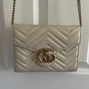 Gucci Marmont matelasse mini bag